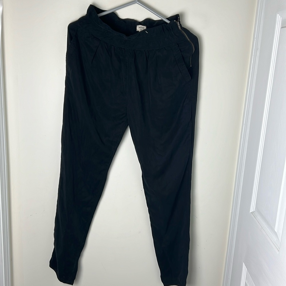Aritzia Wilfred Allant Pants size 2